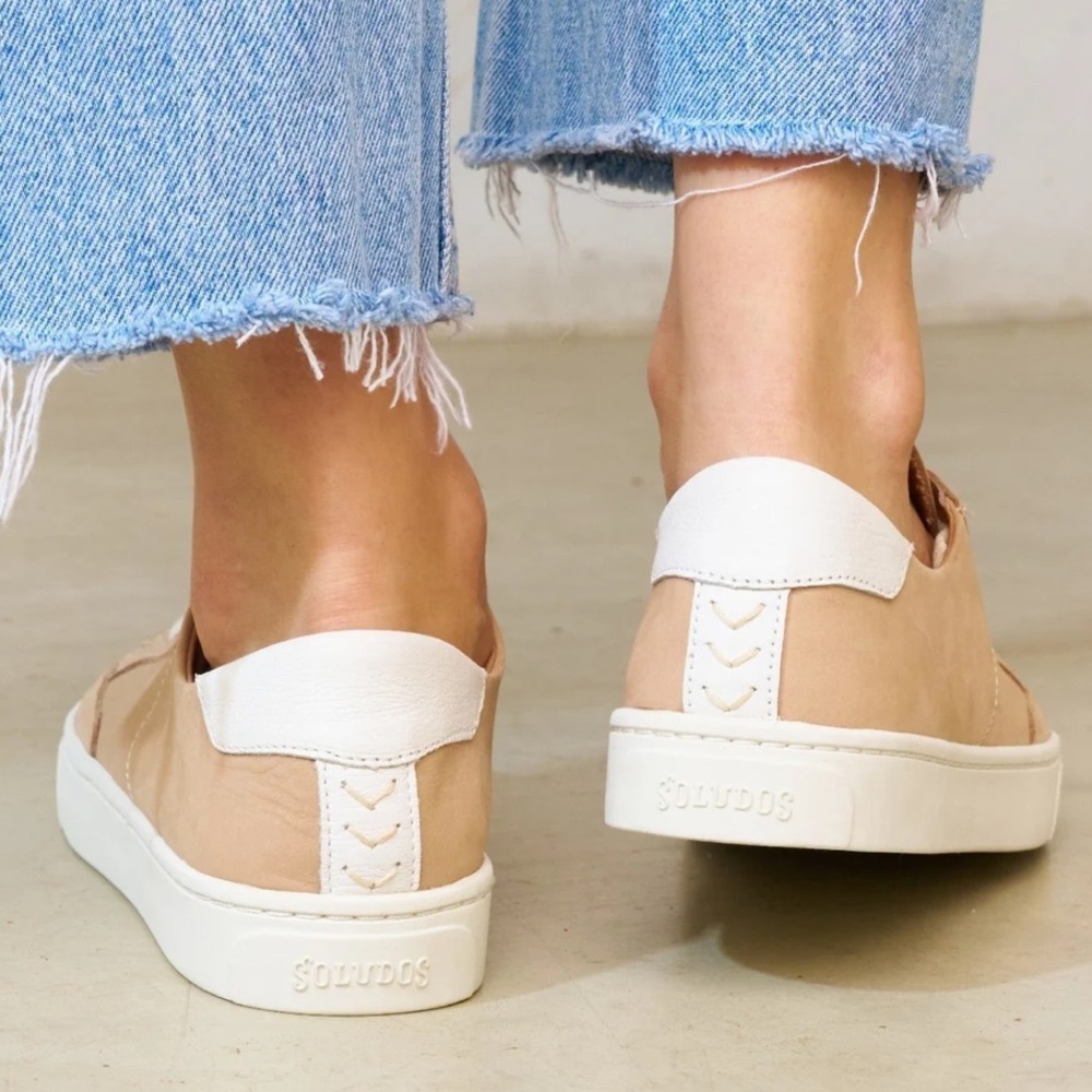 Soludos The Ibiza classic sneaker leather Women's champagne white Sneakers‎ 9.5 - Picture 3 of 16